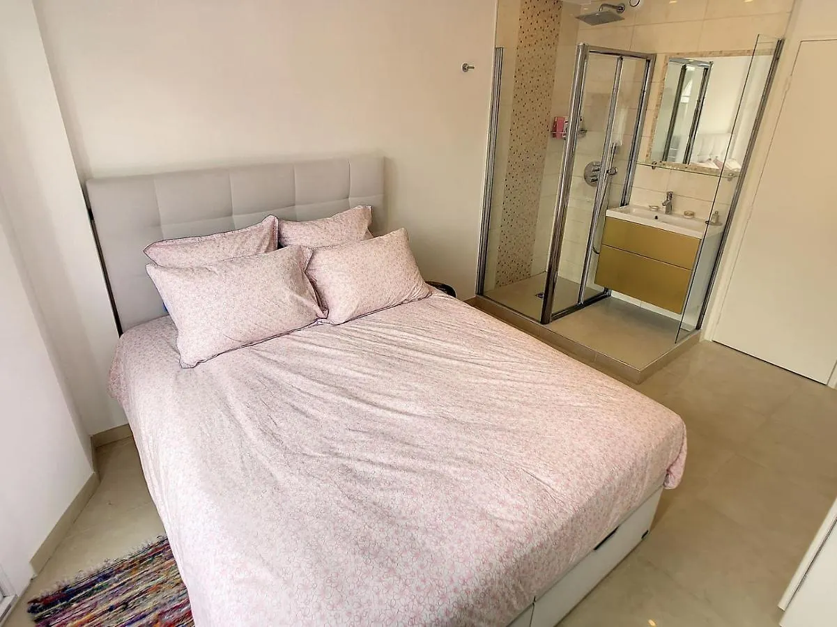 Quality 2 Bedroom Pasteur, 5 Mins From Croisettte 352 Cannes